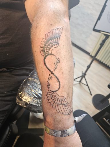 Kunstvolles Tattoo-Design in Prüm