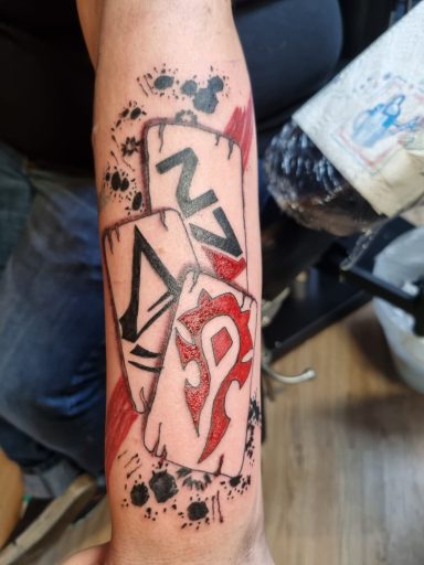 Kunstvolles Tattoo-Design in Prüm